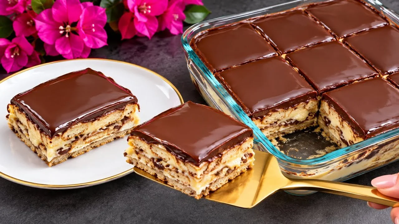 Quick and easy Cloud Cake recipe made without oven, ready in 10 minutes.